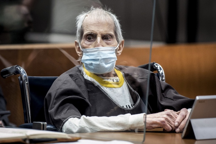 صورة: حُكم على روبرت دورست بالسجن مدى الحياة دون إمكانية الإفراج المشروط لقتله سوزان بيرمان في 14 أكتوبر 2021 في محكمة المطار في إنجليوود، كاليفورنيا.