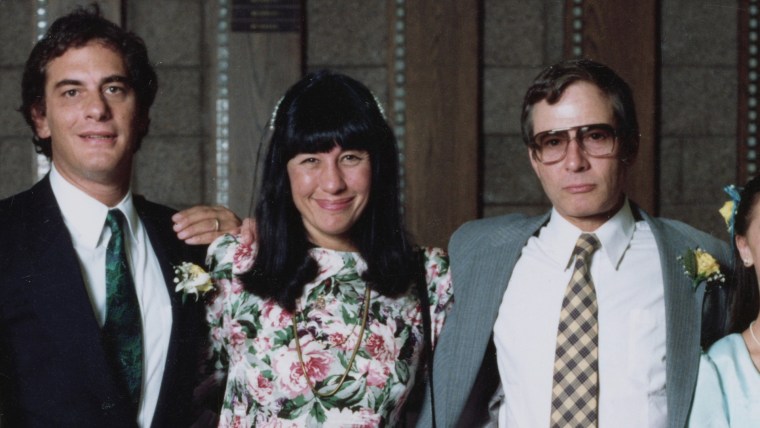 نيك شافين، وسوزان بيرمان، وروبرت دورست.