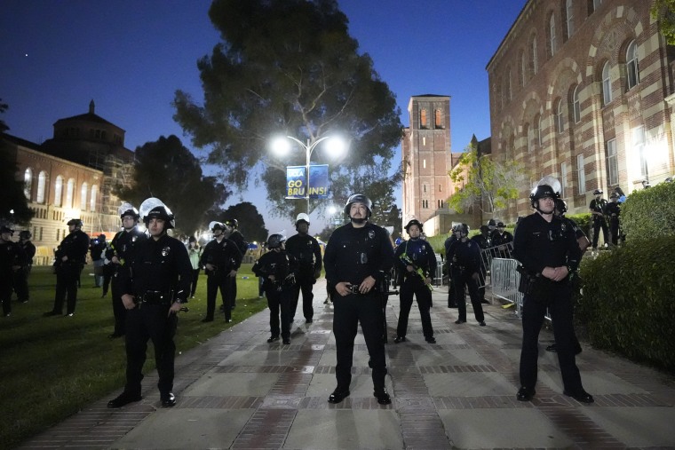احتجاجات الحرم الجامعي لجامعة كاليفورنيا