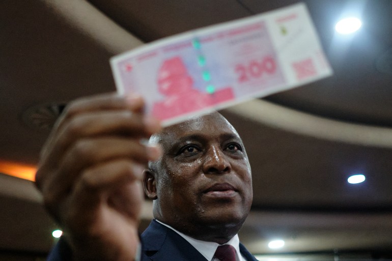 الأوراق النقدية الزيمبابوية الجديدة